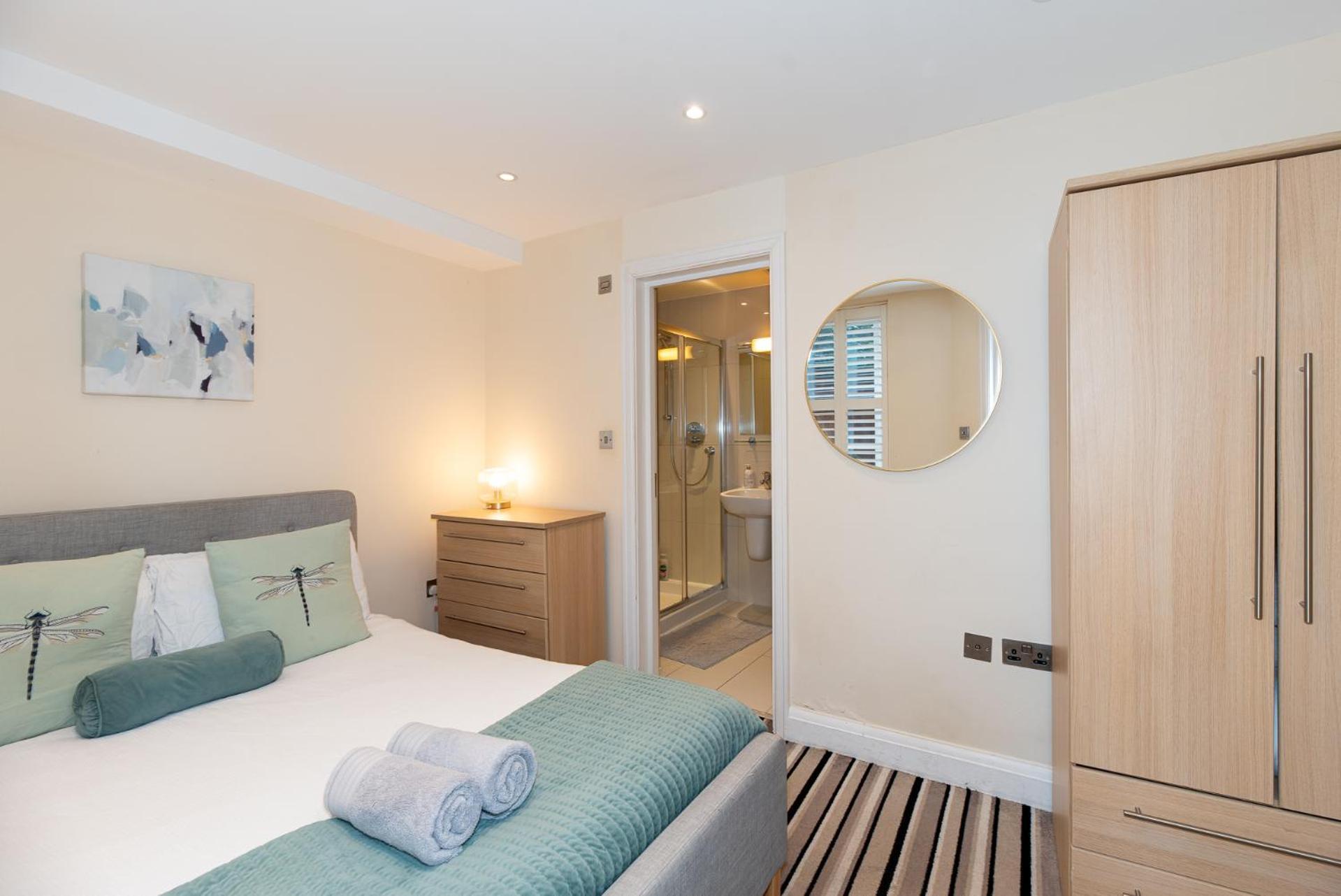 3 Bedroom Apartment With Private Terrace In Pimlico, Westminster, Victoria Londres Exterior foto