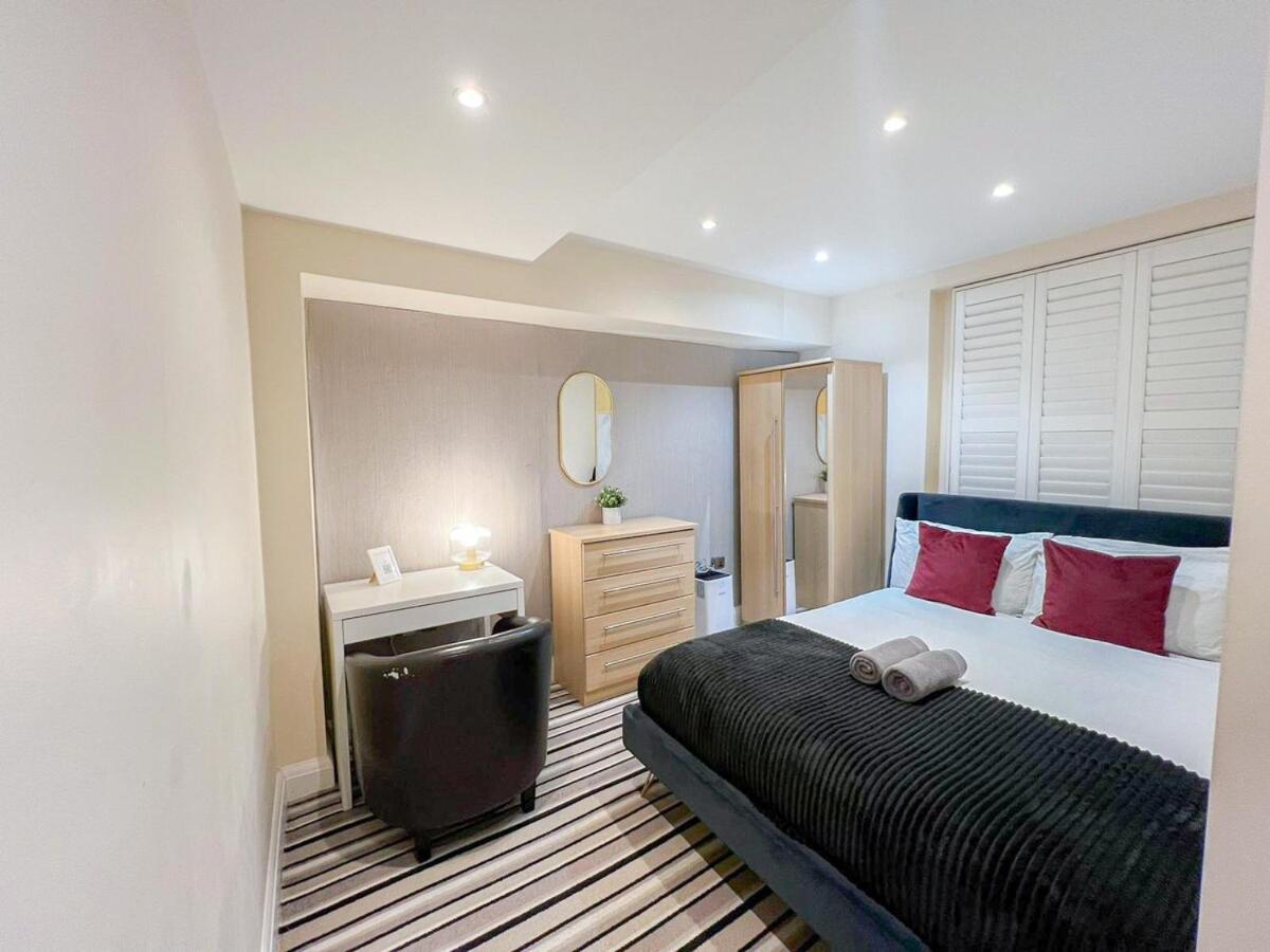 3 Bedroom Apartment With Private Terrace In Pimlico, Westminster, Victoria Londres Exterior foto