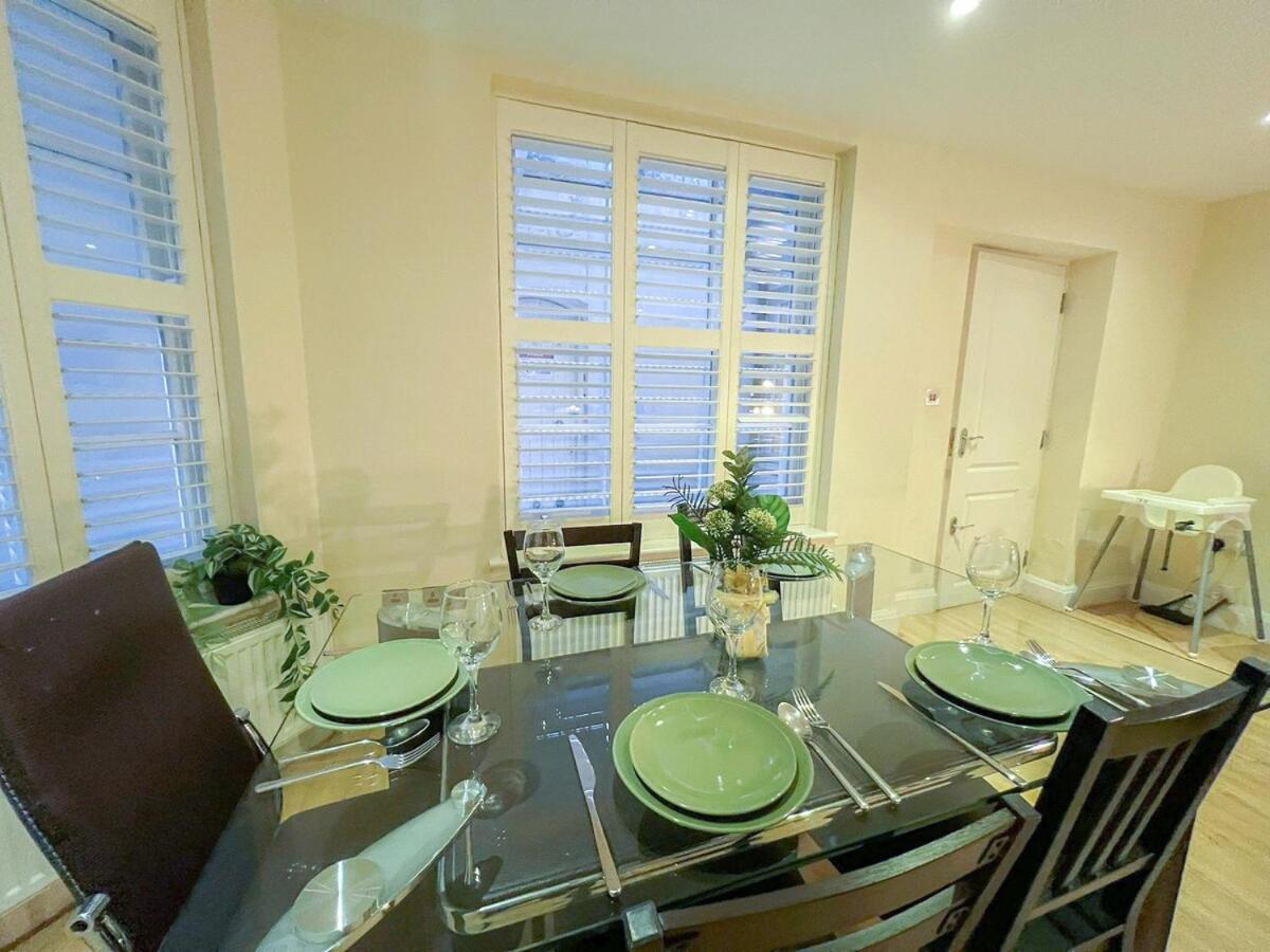 3 Bedroom Apartment With Private Terrace In Pimlico, Westminster, Victoria Londres Exterior foto