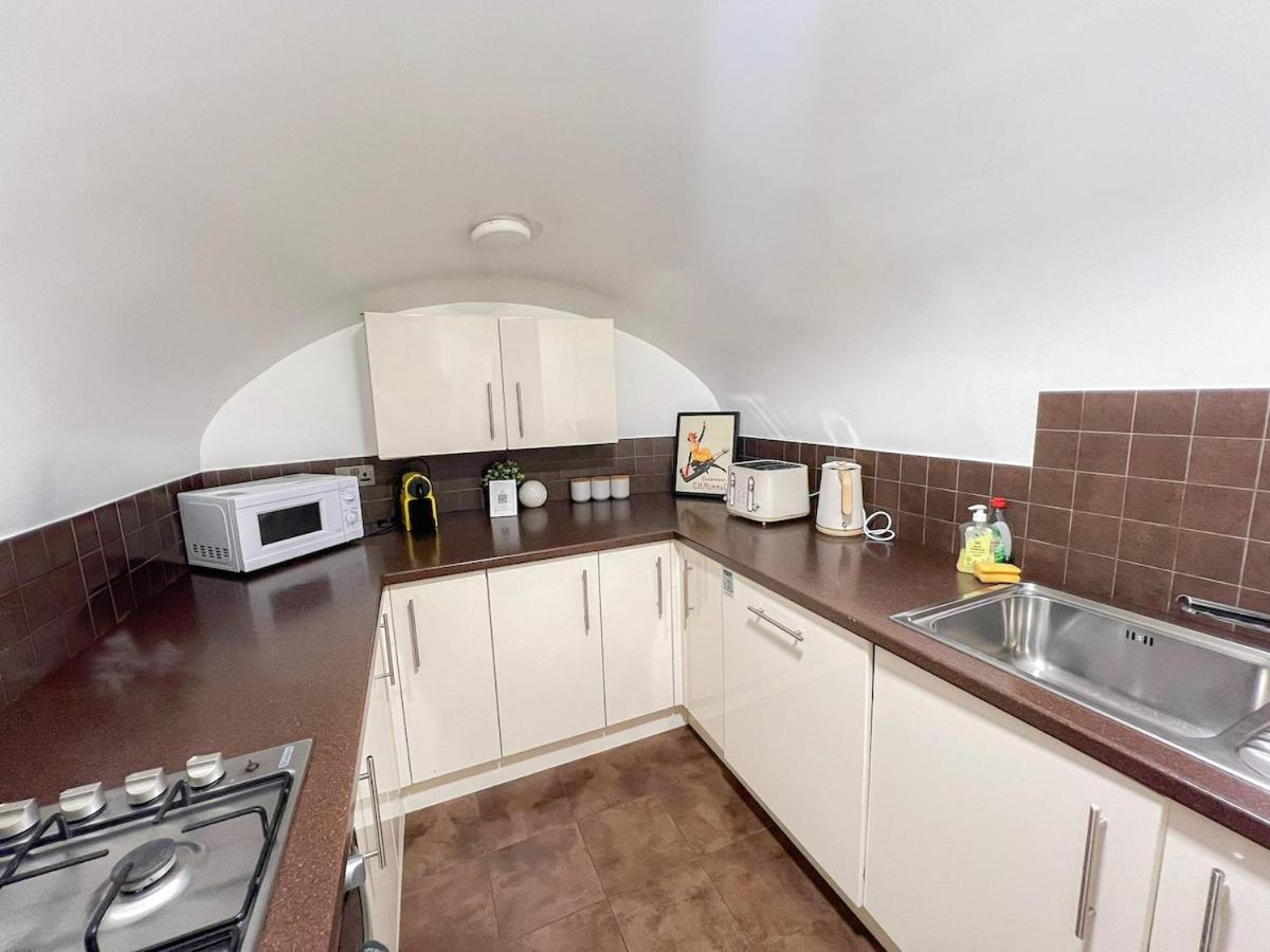 3 Bedroom Apartment With Private Terrace In Pimlico, Westminster, Victoria Londres Exterior foto